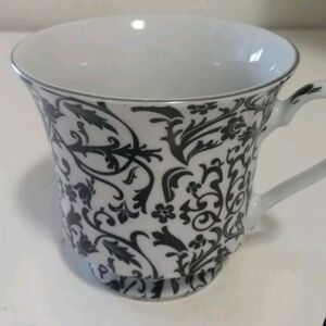 Darice Rennisance Black Floral Tea CoffecCup